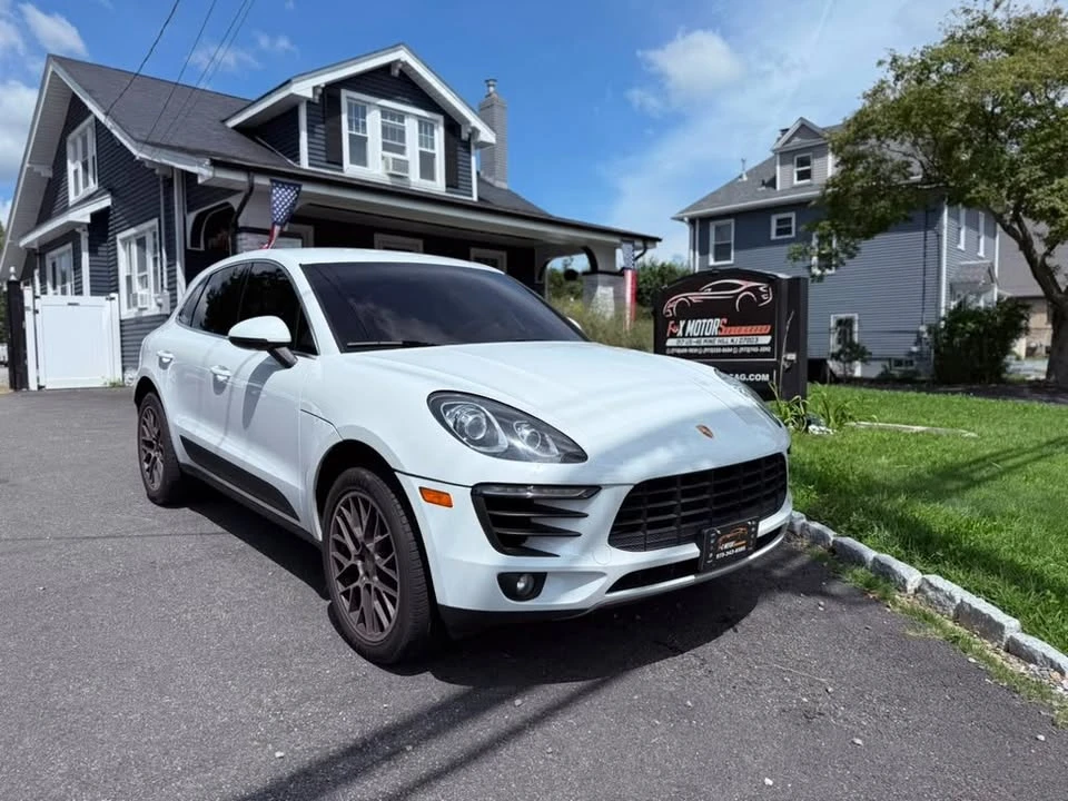 2015 Porsche Macan S - Image 2 of 17