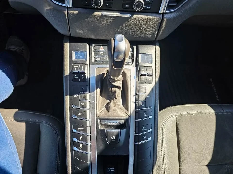 2015 Porsche Macan S - Image 9 of 9