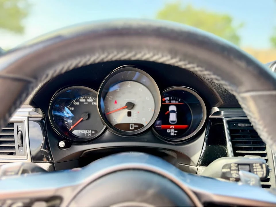 2015 Porsche Macan S - Image 11 of 14