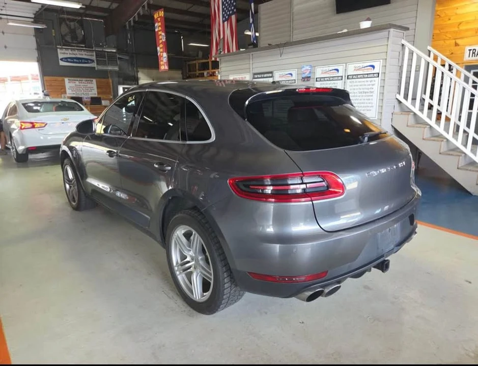 2015 Porsche Macan S - Image 2 of 13