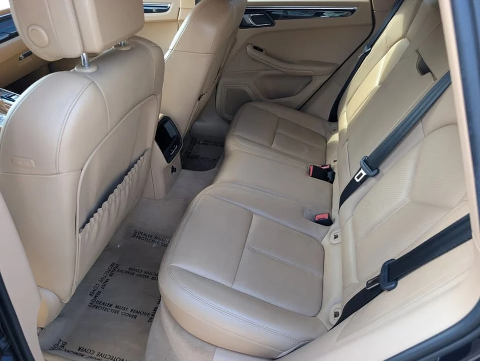 2015 Porsche Macan S - Image 19 of 20