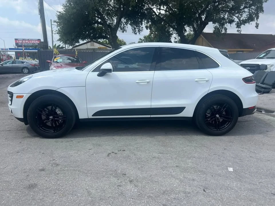 2015 Porsche Macan S - Image 8 of 18