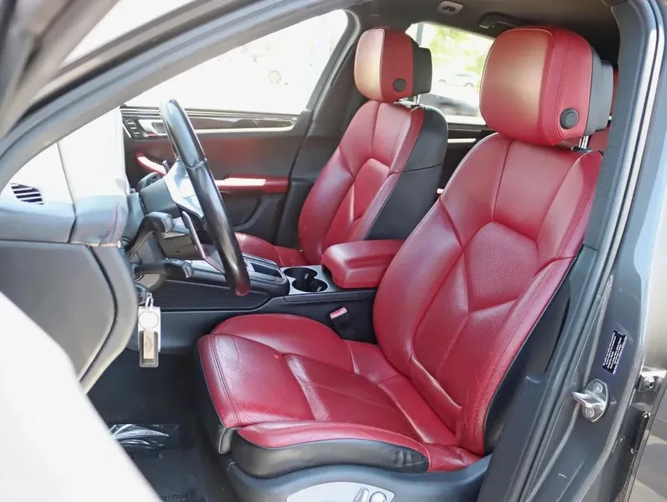 2015 Porsche Macan S - Image 17 of 18