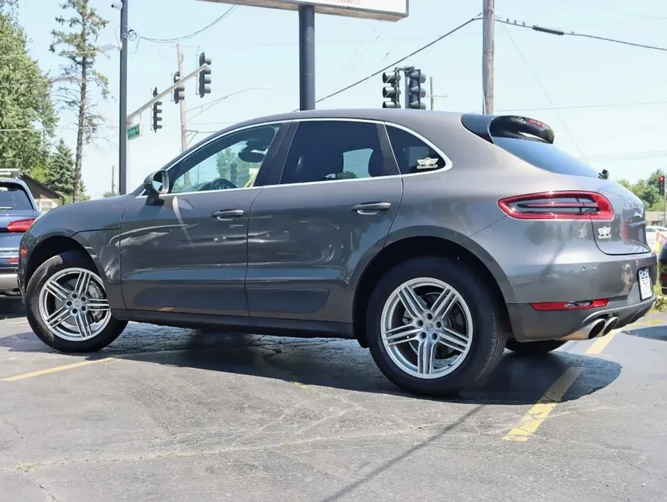 2015 Porsche Macan S - Image 2 of 18