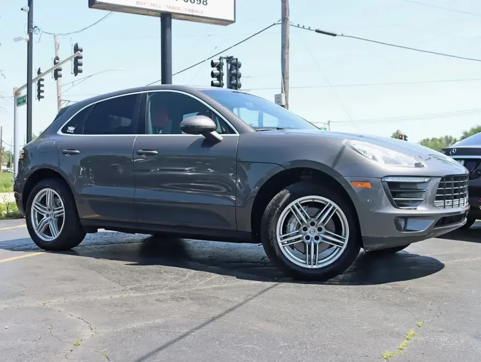 2015 Porsche Macan S - Image 8 of 18