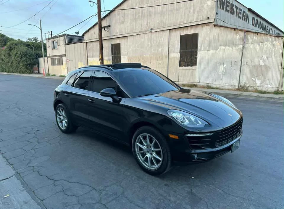 2015 Porsche Macan S - Image 10 of 15