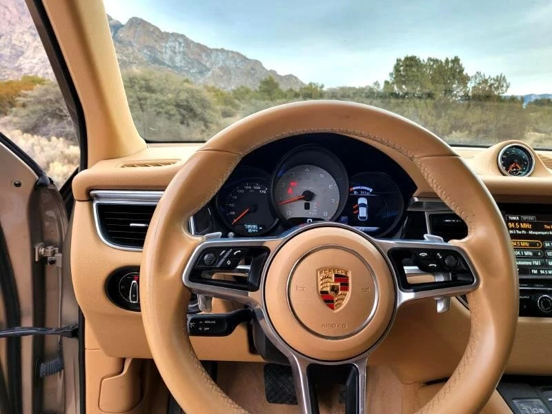 2015 Porsche Macan S - Image 17 of 20
