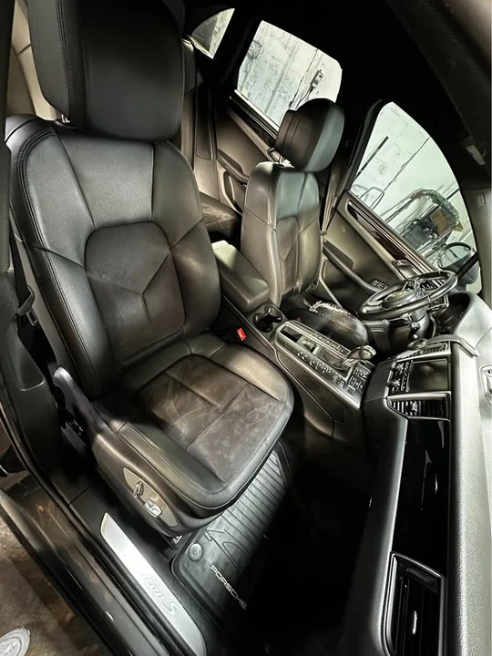 2015 Porsche Macan S - Image 18 of 19