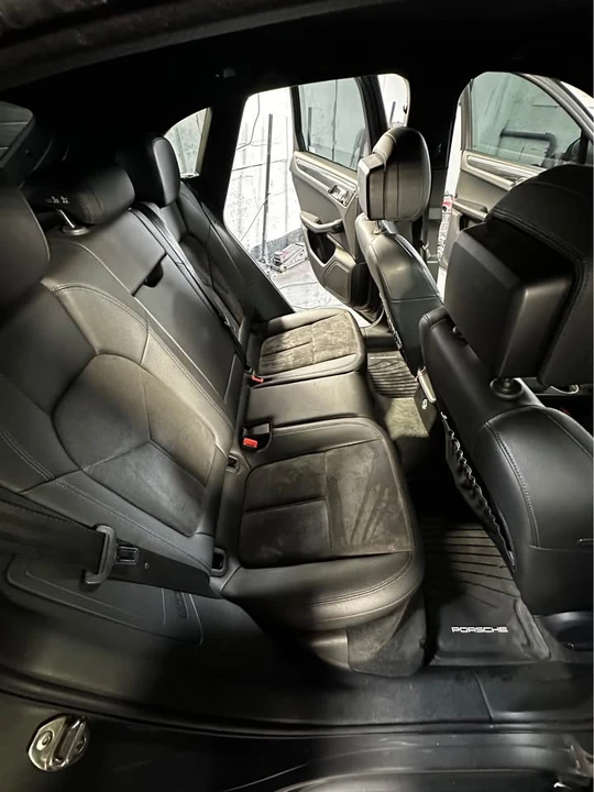2015 Porsche Macan S - Image 14 of 19