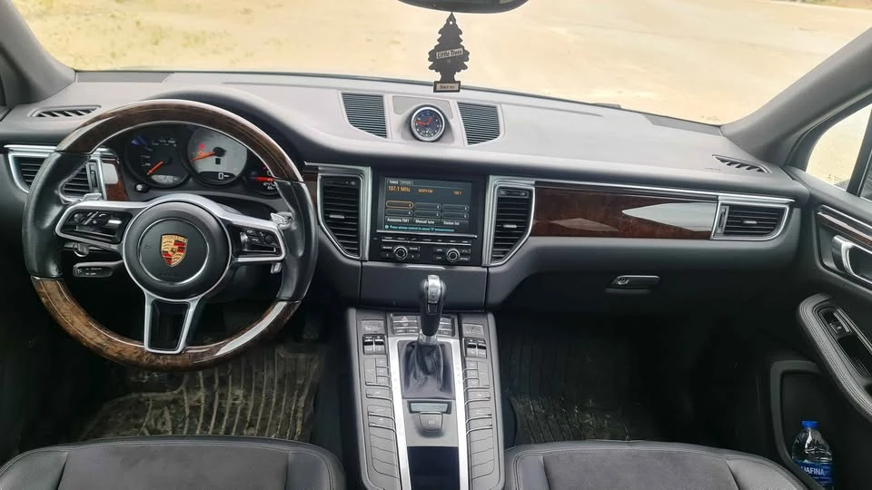 2015 Porsche Macan S - Image 5 of 9