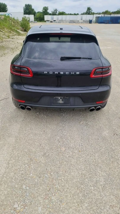 2015 Porsche Macan S - Image 3 of 9