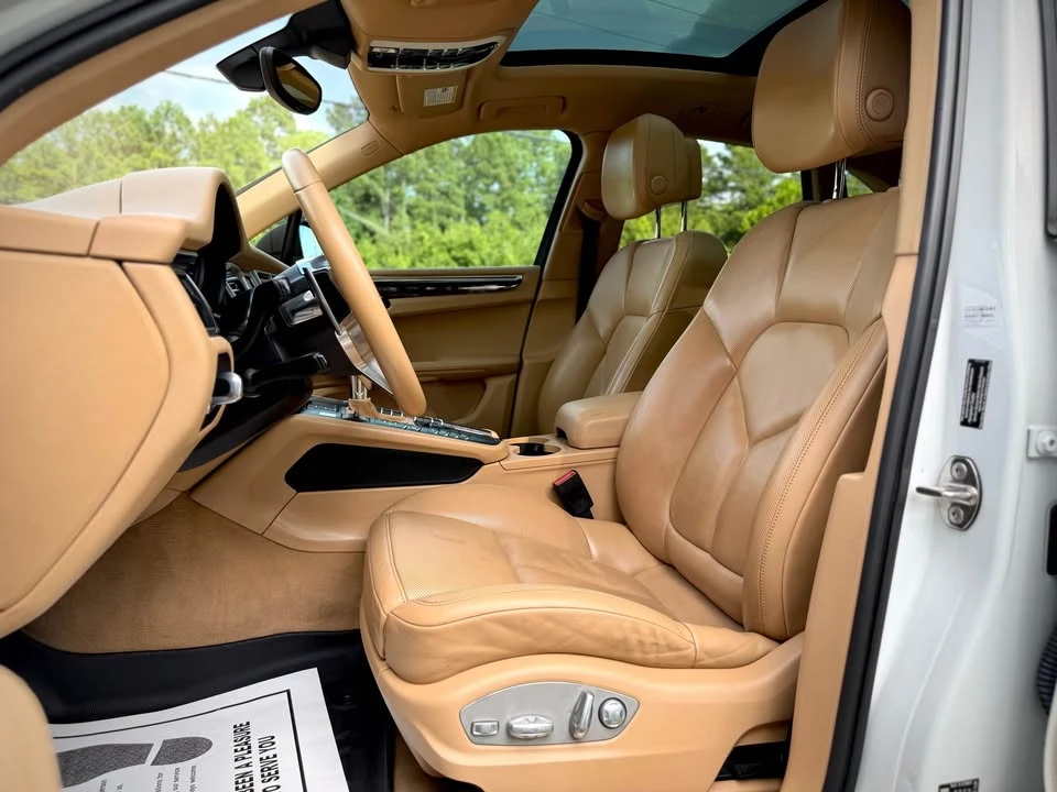 2015 Porsche Macan S - Image 8 of 20