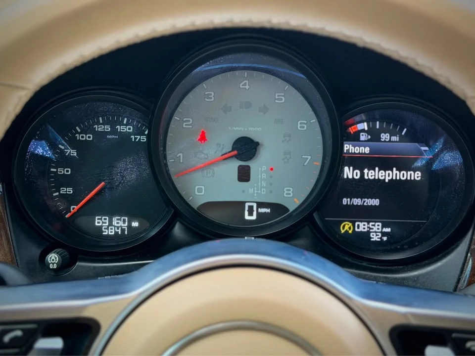 2015 Porsche Macan S - Image 10 of 20
