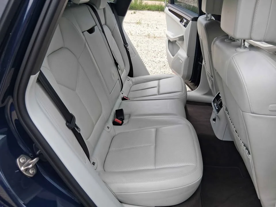 2015 Porsche Macan S - Image 11 of 17