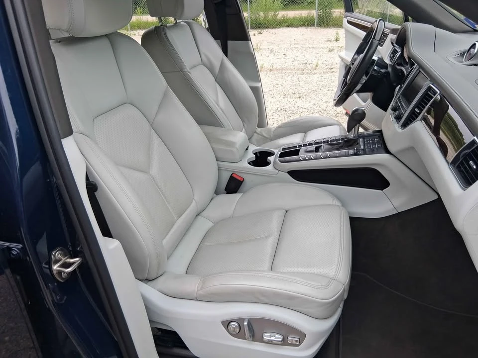 2015 Porsche Macan S - Image 12 of 17