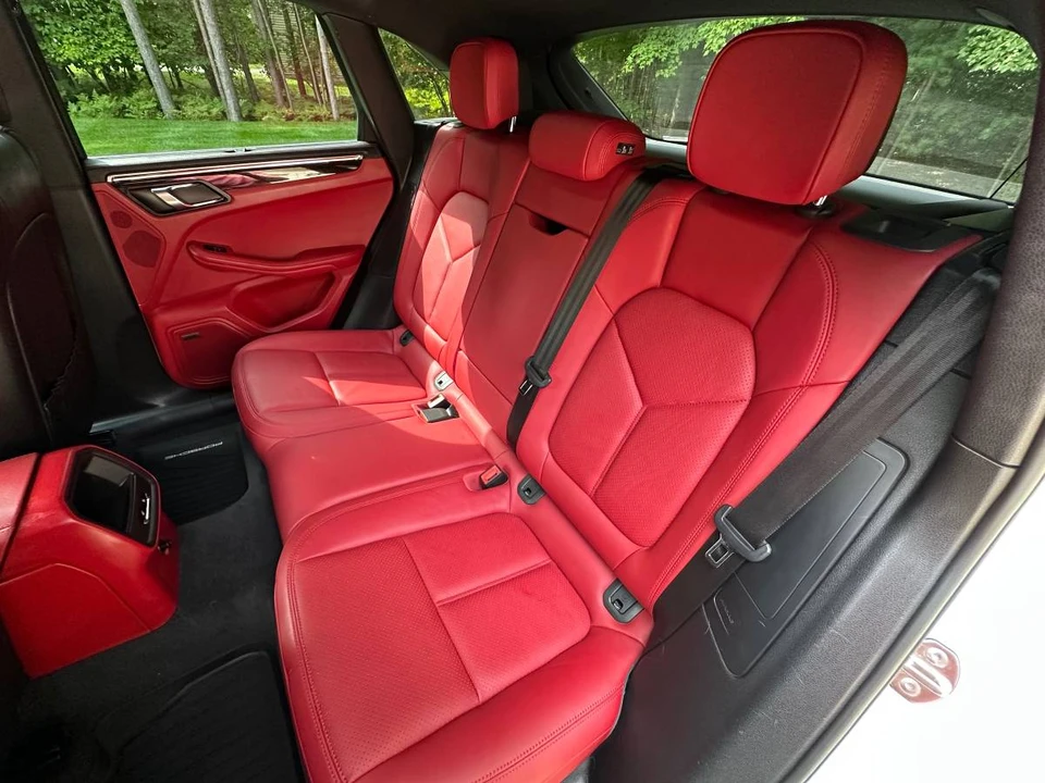 2015 Porsche Macan S - Image 17 of 22