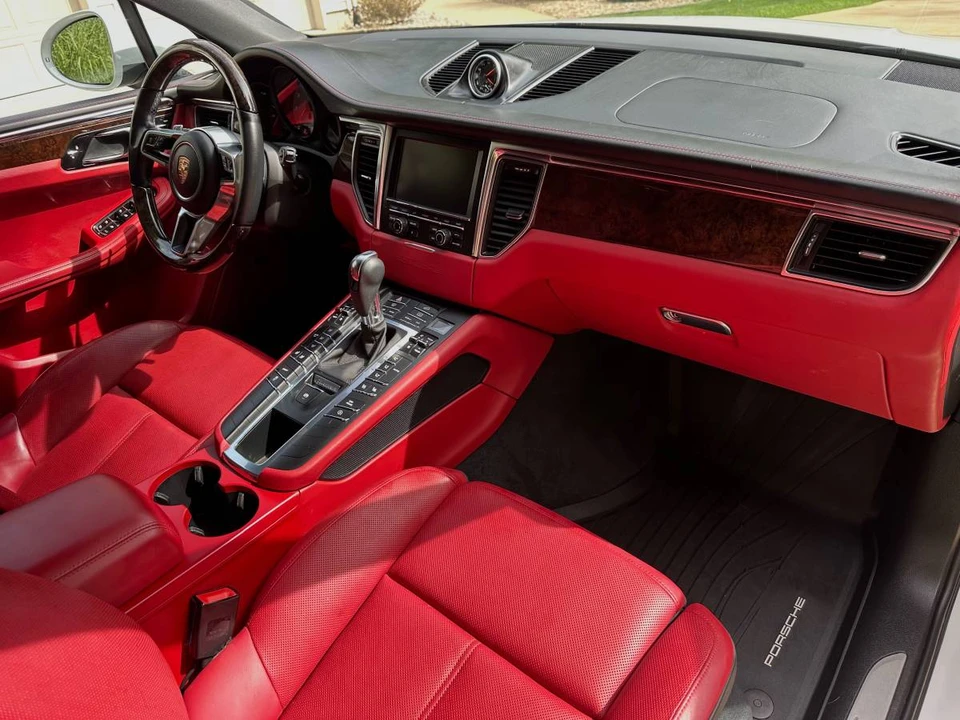 2015 Porsche Macan S - Image 11 of 22