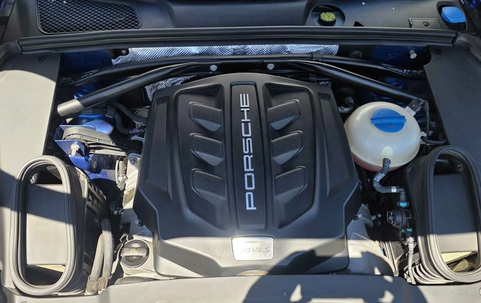 2015 Porsche Macan S - Image 14 of 18