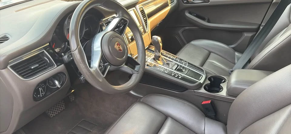 2015 Porsche Macan S - Image 14 of 20