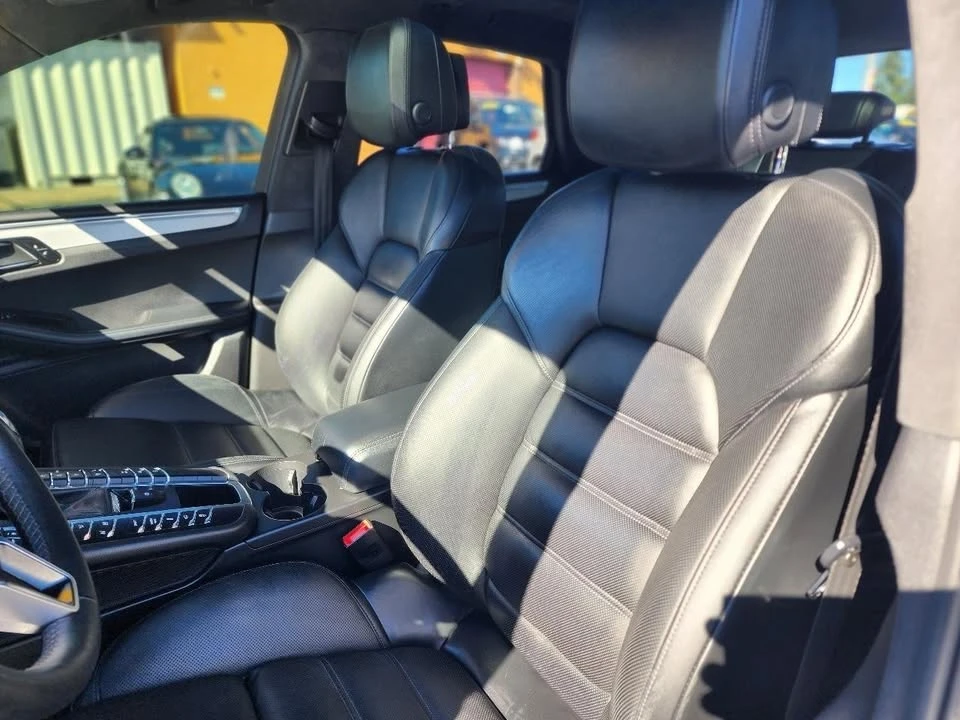 2015 Porsche Macan S - Image 18 of 20