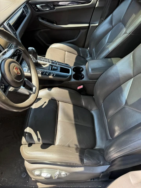 2015 Porsche Macan S - Image 18 of 20