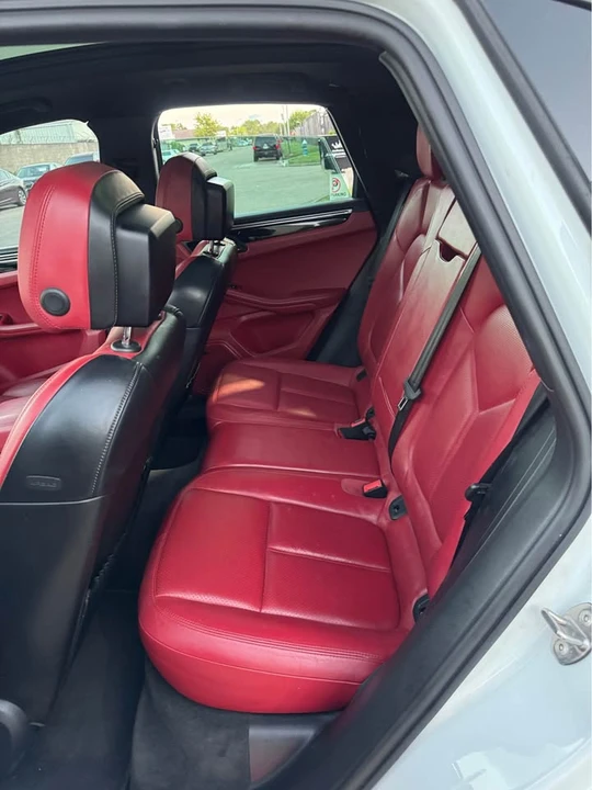 2015 Porsche Macan S - Image 13 of 20