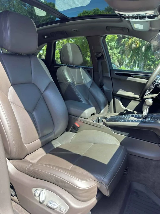 2015 Porsche Macan S - Image 10 of 17