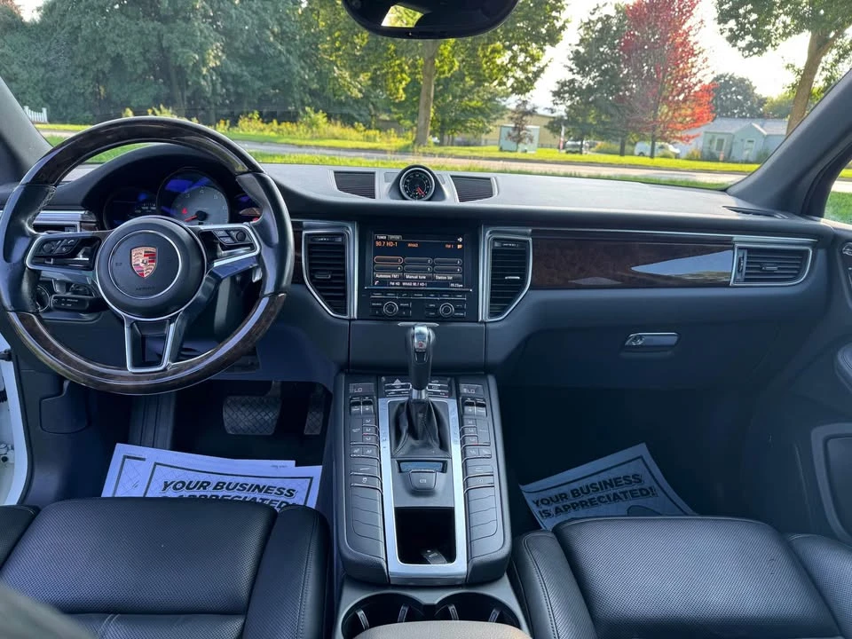 2015 Porsche Macan S - Image 8 of 14