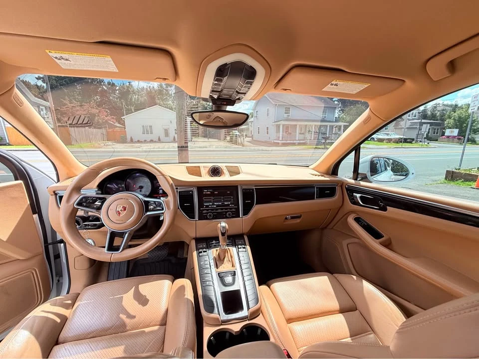 2015 Porsche Macan S - Image 10 of 16