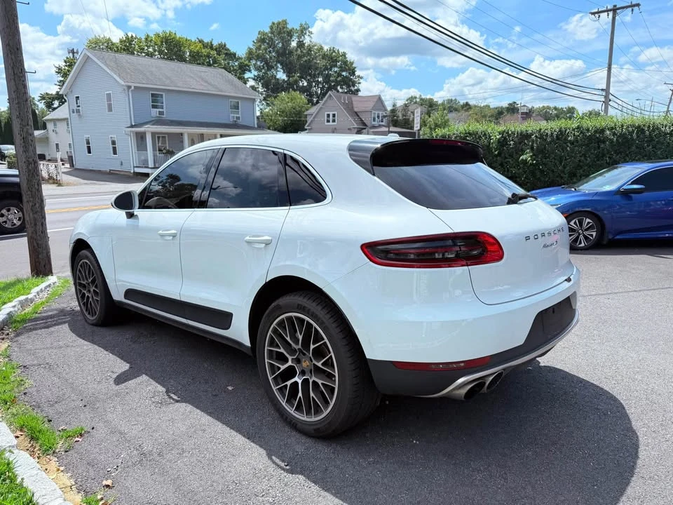 2015 Porsche Macan S - Image 8 of 16