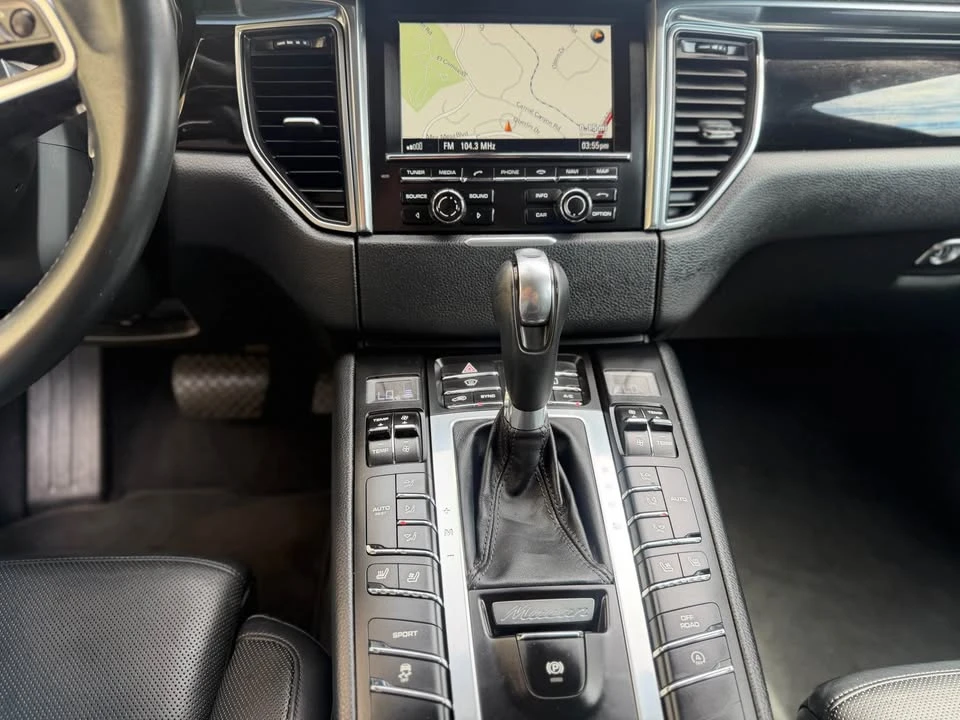 2015 Porsche Macan S - Image 11 of 20