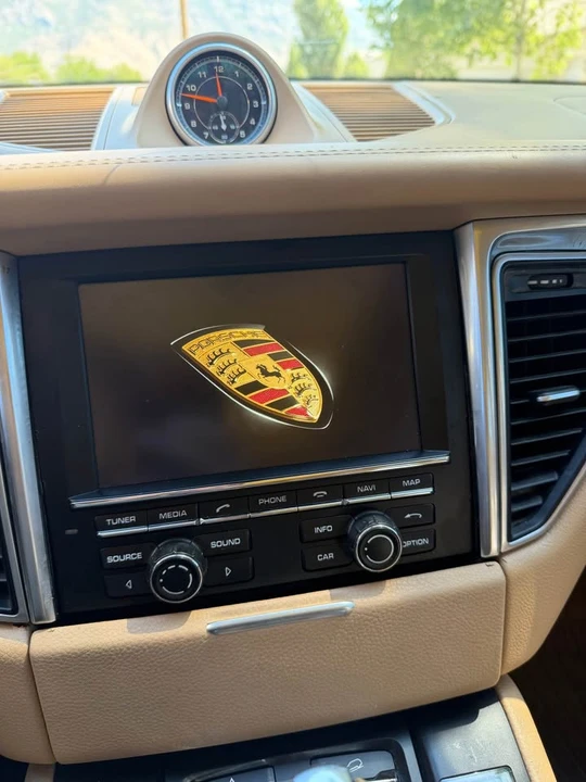 2015 Porsche Macan S - Image 11 of 15