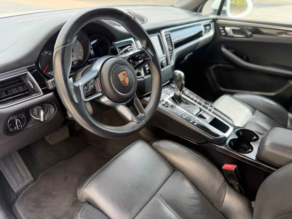 2015 Porsche Macan S - Image 10 of 20