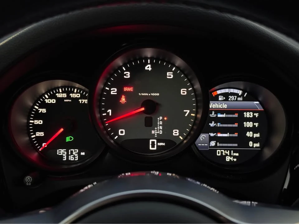 2015 Porsche Macan S - Image 8 of 11