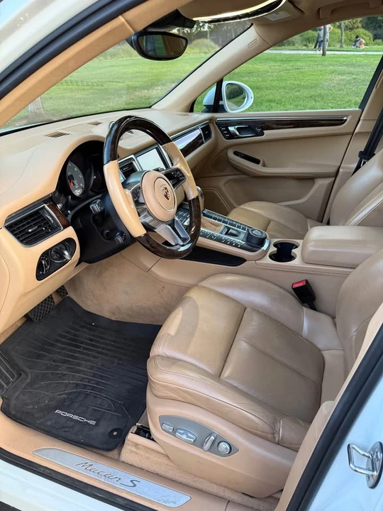 2015 Porsche Macan S - Image 9 of 13