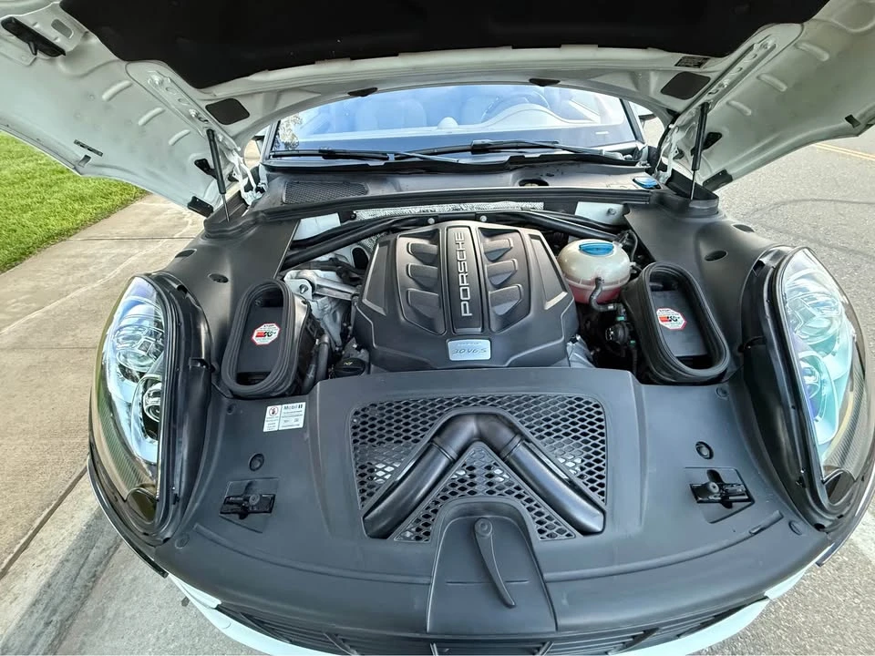 2015 Porsche Macan S - Image 12 of 13