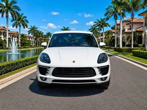 2015 Porsche Macan S Sport Utility 4D