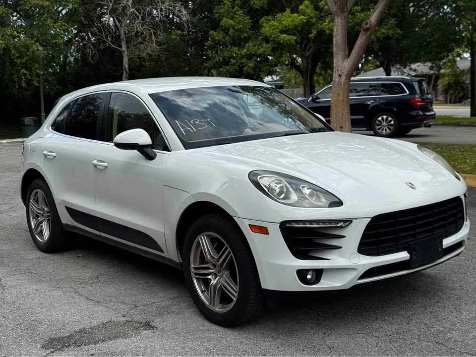 2015 Porsche Macan S - Image 6 of 11