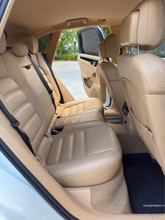 2015 Porsche Macan S - Image 14 of 19