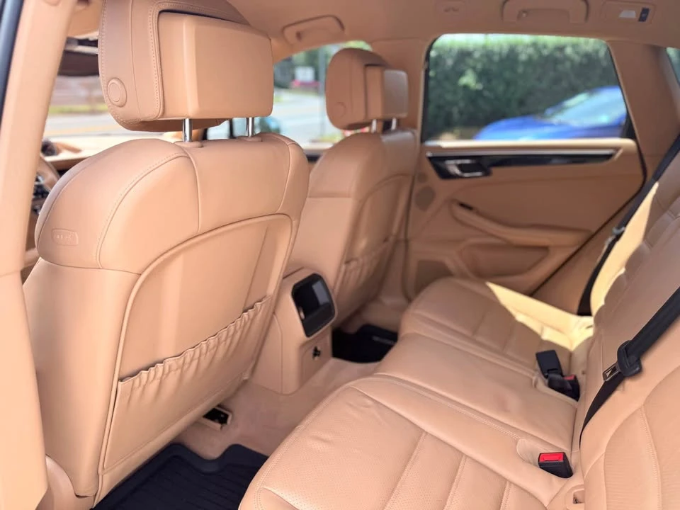 2015 Porsche Macan S - Image 11 of 16