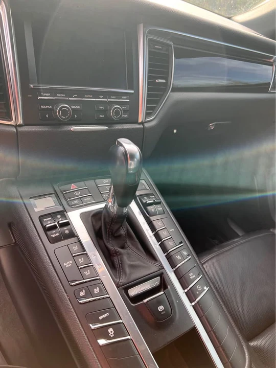2015 Porsche Macan S - Image 7 of 14