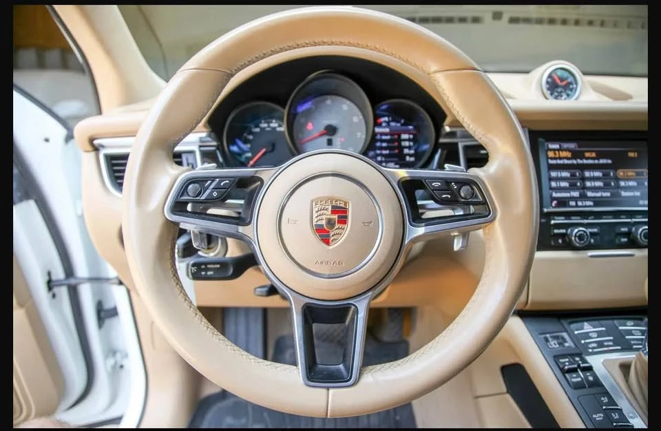 2015 Porsche Macan S - Image 13 of 20
