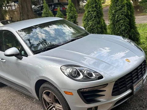 2015 Porsche Macan S Sport Utility 4D