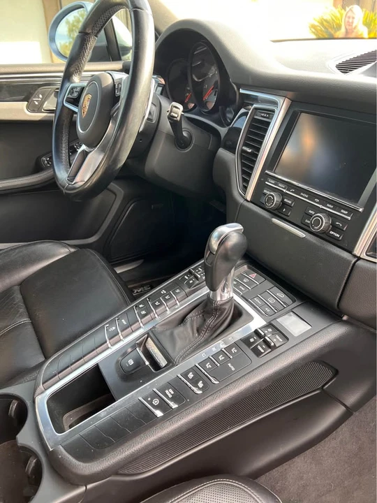 2015 Porsche Macan S - Image 2 of 14