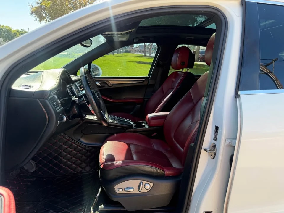 2015 Porsche Macan S - Image 5 of 10