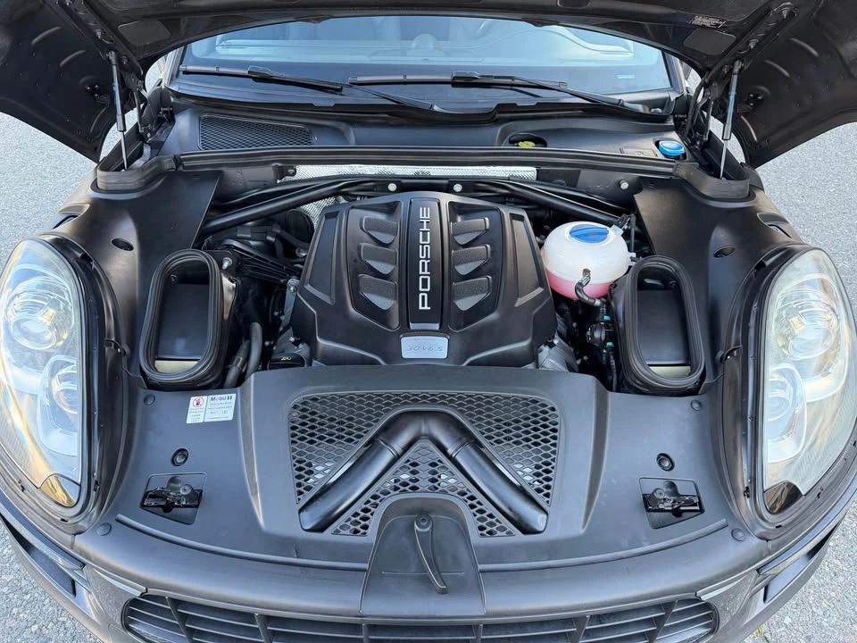 2015 Porsche Macan S - Image 18 of 20