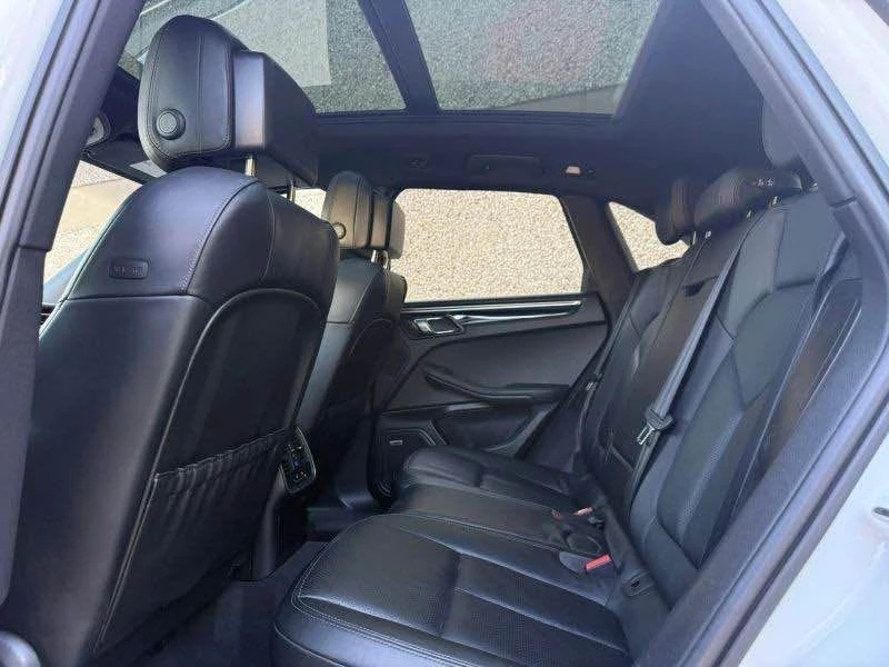 2015 Porsche Macan S - Image 11 of 15