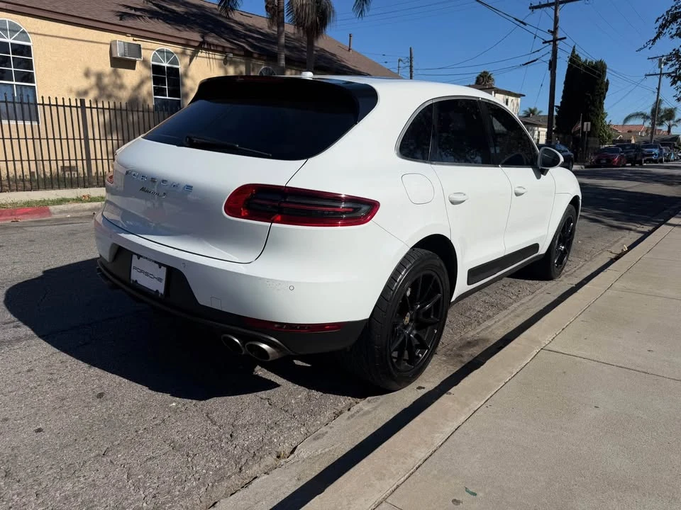 2015 Porsche Macan S - Image 2 of 10