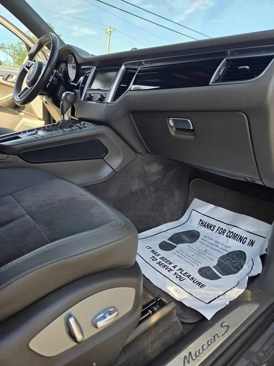 2015 Porsche Macan S - Image 16 of 20