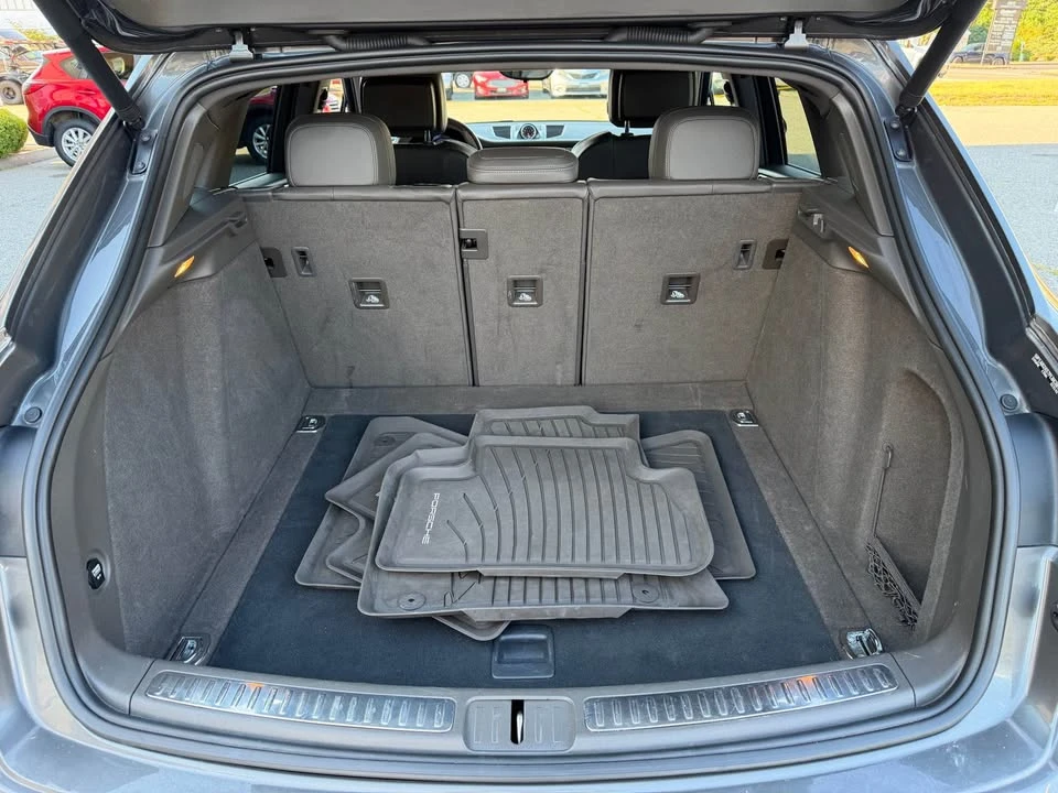 2015 Porsche Macan S - Image 17 of 20